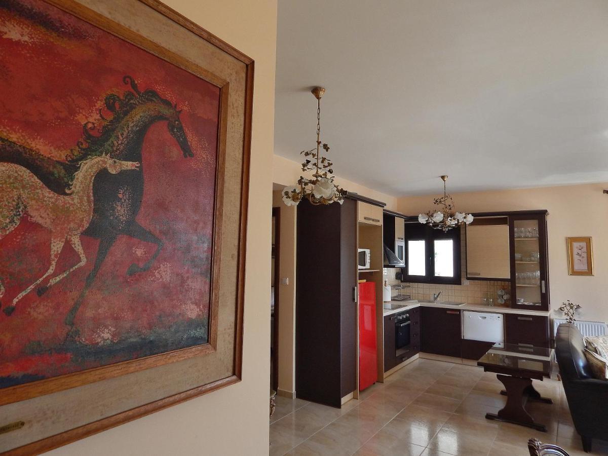 Apartamento Οδυσσεια, Κοντά Σε Αεροδρόμιο, Λιμάνια Και Θάλασσες Keratea Exterior foto
